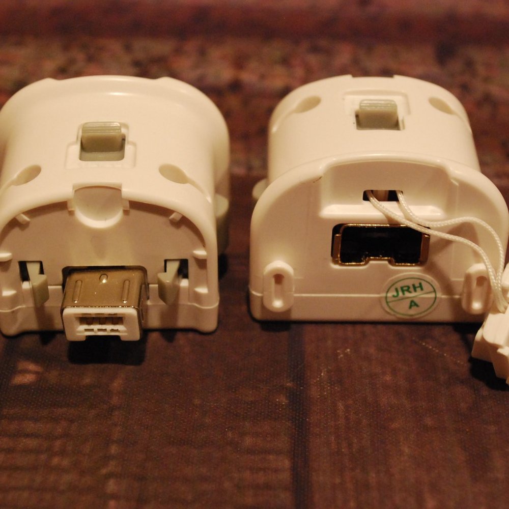 Wii motion plus adaptor 2pack